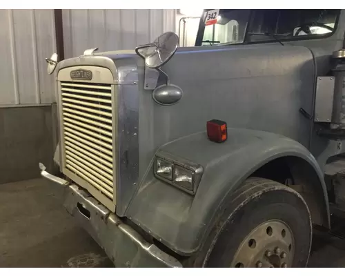 Freightliner FLD120SD Hood