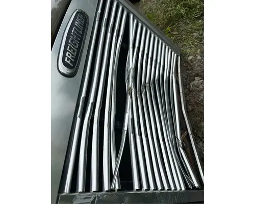 Freightliner FLD120SD Hood