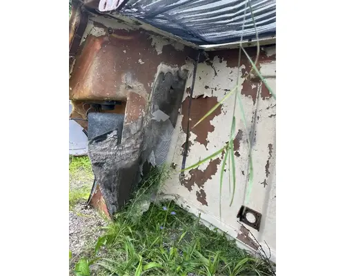 Freightliner FLD120SD Hood