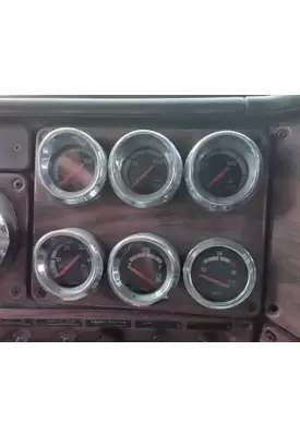 Freightliner FLD120SD Instrument Cluster