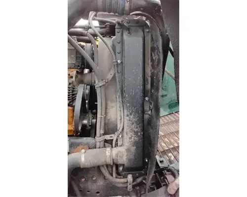 Freightliner FLD120SD Intercooler