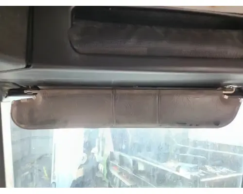 Freightliner FLD120SD Sun Visor (External)
