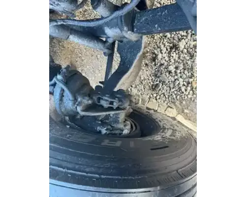 Freightliner FLD120 Axle Assembly, Front (Steer)
