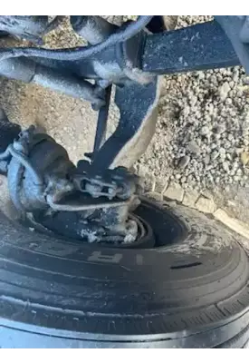 Freightliner FLD120 Axle Assembly, Front (Steer)