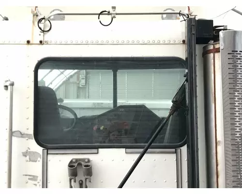 Freightliner FLD120 Back Glass