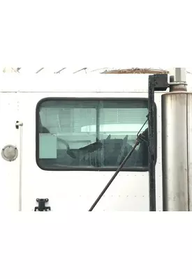 Freightliner FLD120 Back Glass