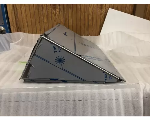Freightliner FLD120 Battery Box