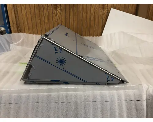 Freightliner FLD120 Battery Box