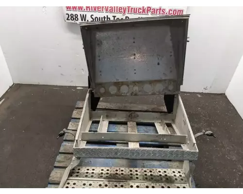 Freightliner FLD120 Battery Box