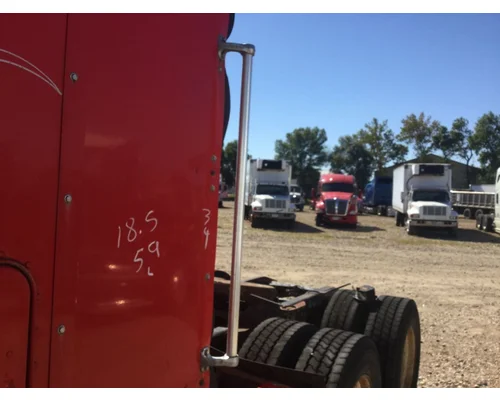 Freightliner FLD120 Body, Misc. Parts