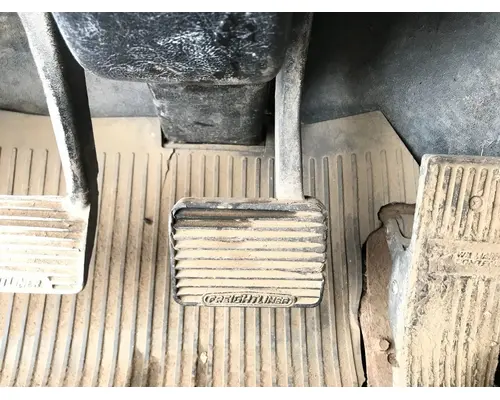 Freightliner FLD120 Body, Misc. Parts