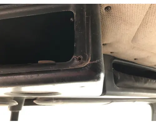 Freightliner FLD120 Body, Misc. Parts