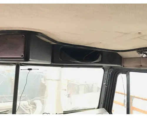 Freightliner FLD120 Body, Misc. Parts