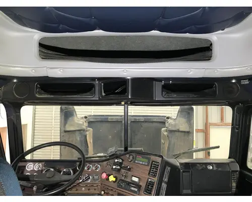 Freightliner FLD120 Body, Misc. Parts