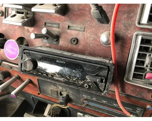 Freightliner FLD120 Body, Misc. Parts