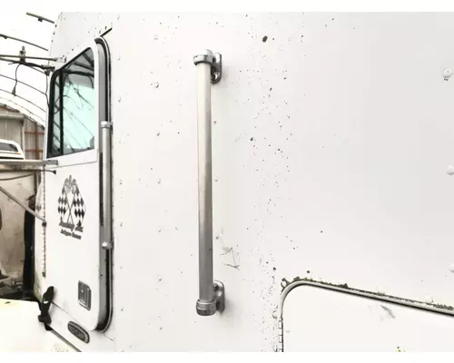 Freightliner FLD120 Body, Misc. Parts