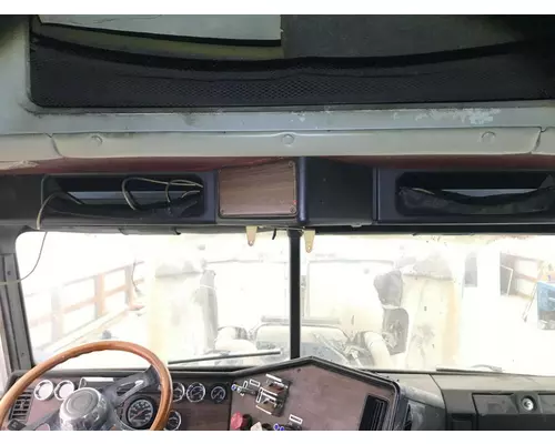 Freightliner FLD120 Body, Misc. Parts