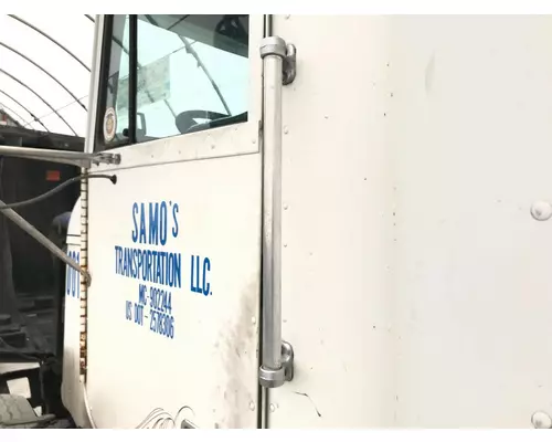 Freightliner FLD120 Body, Misc. Parts