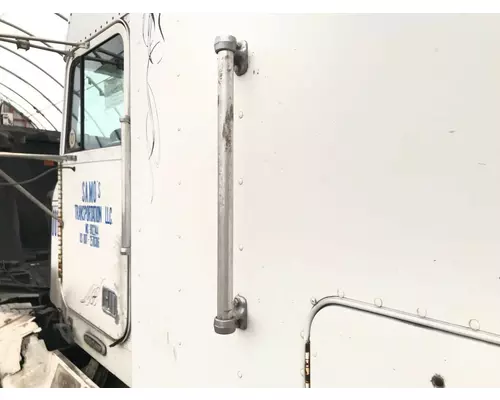 Freightliner FLD120 Body, Misc. Parts