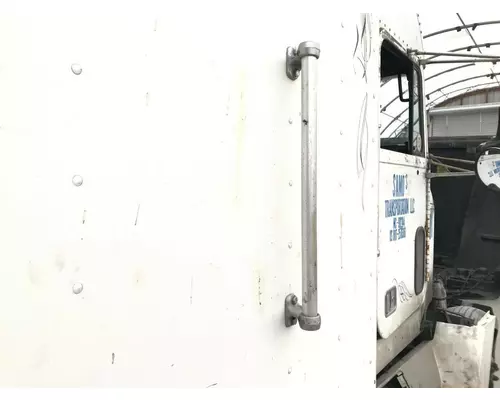 Freightliner FLD120 Body, Misc. Parts