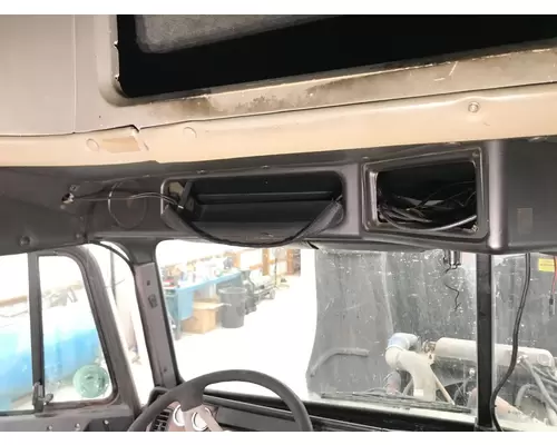 Freightliner FLD120 Body, Misc. Parts