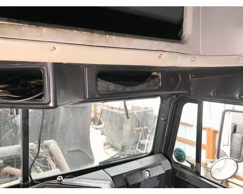 Freightliner FLD120 Body, Misc. Parts