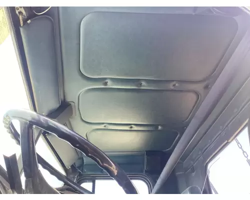 Freightliner FLD120 Body, Misc. Parts