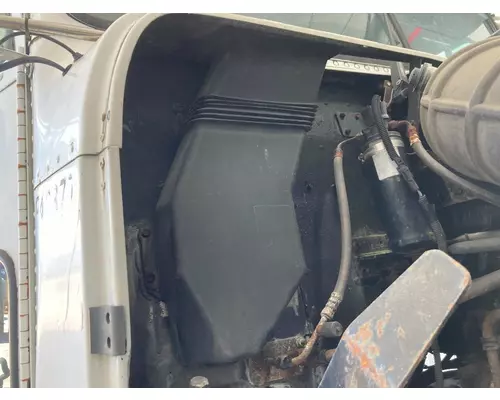 Freightliner FLD120 Body, Misc. Parts