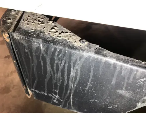 Freightliner FLD120 Bumper End