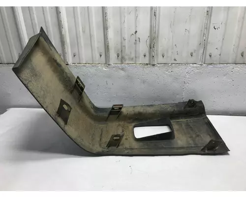 Freightliner FLD120 Bumper End