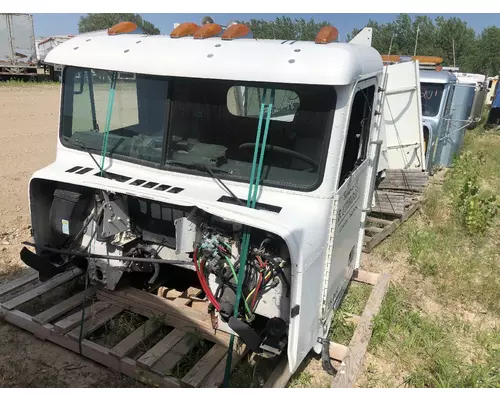 Freightliner FLD120 Cab Assembly