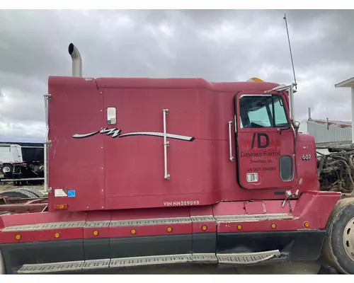 Freightliner FLD120 Cab Assembly