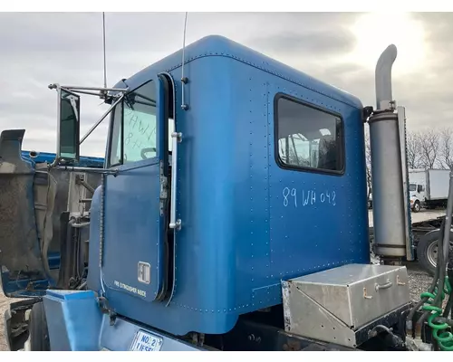 Freightliner FLD120 Cab Assembly