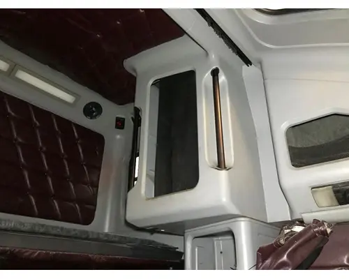 Freightliner FLD120 Cab Assembly