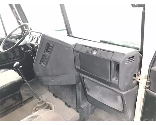 Freightliner FLD120 Cab Assembly