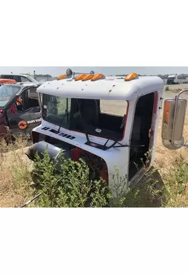 Freightliner FLD120 Cab Assembly