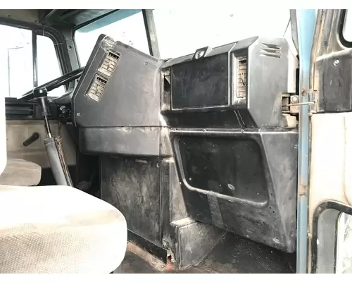 Freightliner FLD120 Cab Assembly