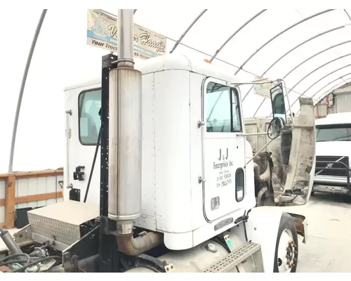 Freightliner FLD120 Cab Assembly