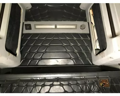 Freightliner FLD120 Cab Assembly