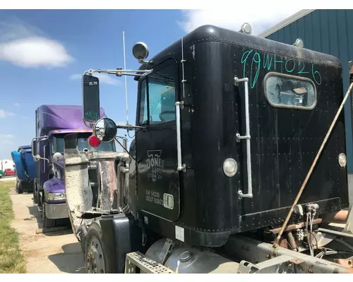 Freightliner FLD120 Cab Assembly