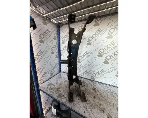 Freightliner FLD120 Cab