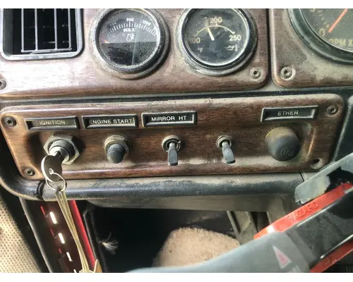 Freightliner FLD120 Dash Assembly