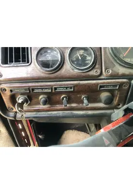 Freightliner FLD120 Dash Assembly