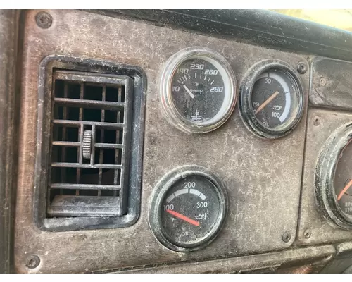 Freightliner FLD120 Dash Assembly