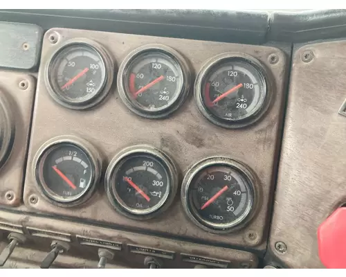 Freightliner FLD120 Dash Assembly