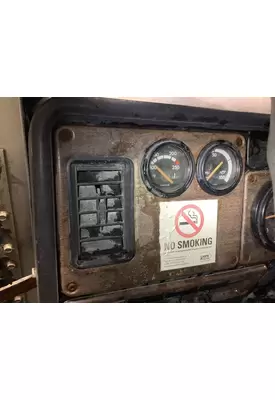 Freightliner FLD120 Dash Assembly