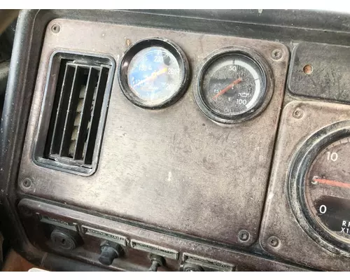 Freightliner FLD120 Dash Assembly