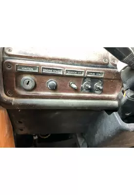 Freightliner FLD120 Dash Assembly