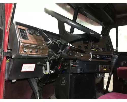 Freightliner FLD120 Dash Assembly