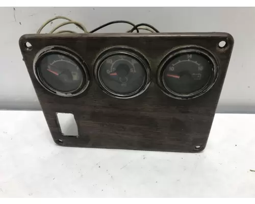 Freightliner FLD120 Dash Assembly